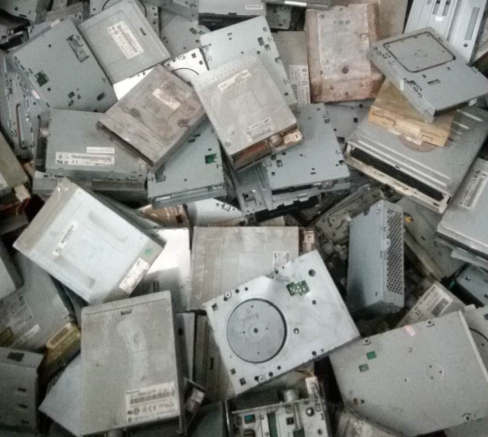 電腦主機軟驅